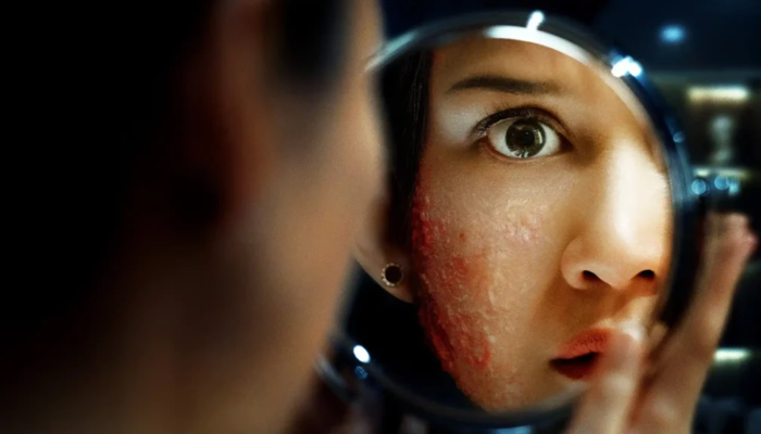 A NORMAL WOMAN (NETFLIX REVIEW) 2025