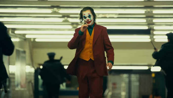 JOKER - HOLLYWOOD MOVIE REVIEW