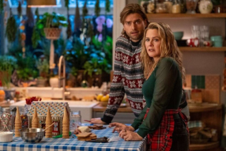 A Merry Little Ex-mas (Netflix Review) 2025