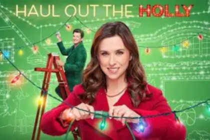 Haul Out Of The Holly (Netflix Review) 2023