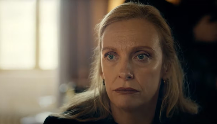 Mafia Mama (Netflix Review) 2023